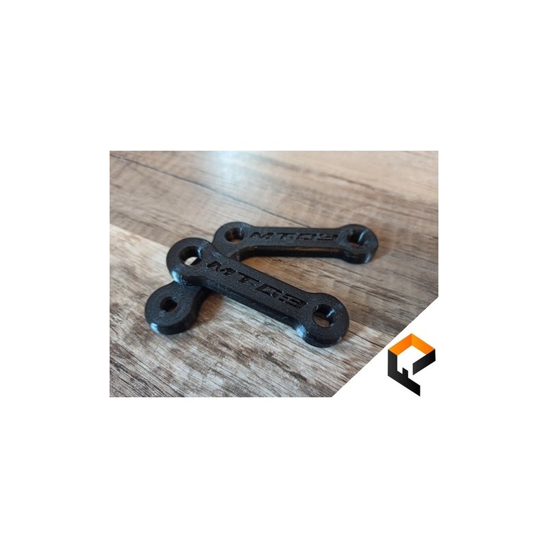 Obturateurs cale pied passager MT07